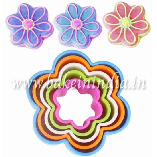Flower Shaped Plastic Cookies and Fondant Cake Cutter 6 pcs Flower Shaped Plastic Cookies and Fondant Cake Cutter 6 pcs