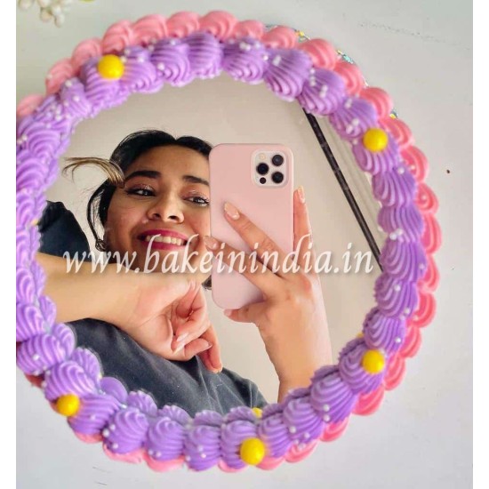 Round Shape Selfie Mirror for Cake –5.7 Inch ( 1 piece ) Round Shape Selfie Mirror for Cake –5.7 Inch ( 1 piece )