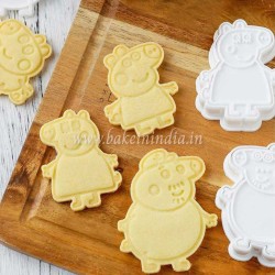 Peppa Pig Family Cookie/Fondant Cutters 6 Piece Set Peppa Pig Family Cookie/Fondant Cutters 6 Piece Set